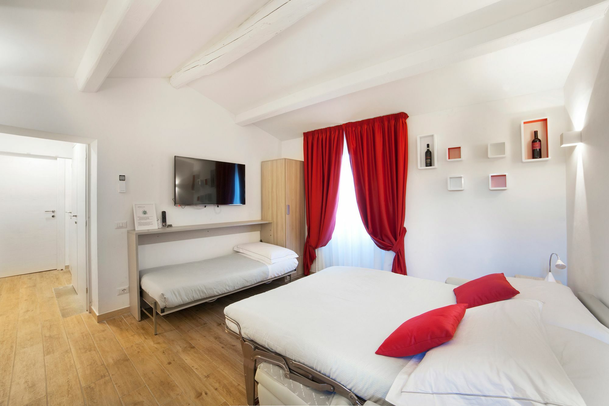 Apollo Guest House Флоренция Екстериор снимка