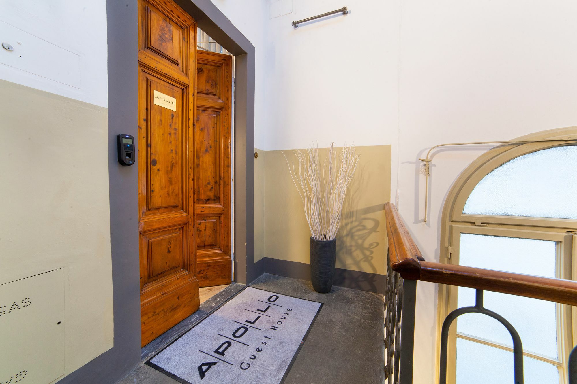 Apollo Guest House Флоренция Екстериор снимка